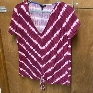 Jones New York shirt with ties in the front, size L